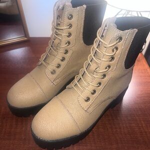 Combat Boots - Size 6